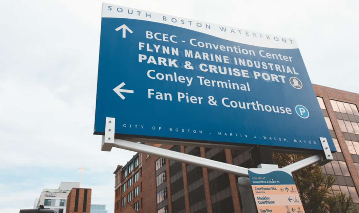 Boston Cruise Parking Sign
