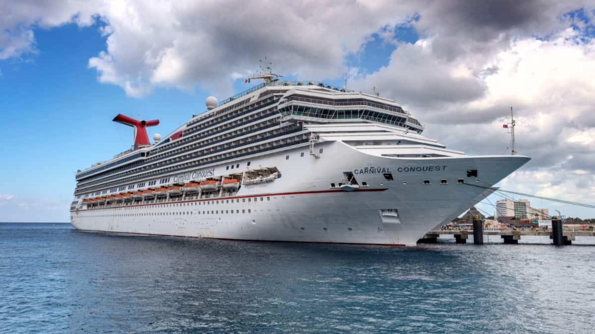 Carnival Conquest Cruise Ship