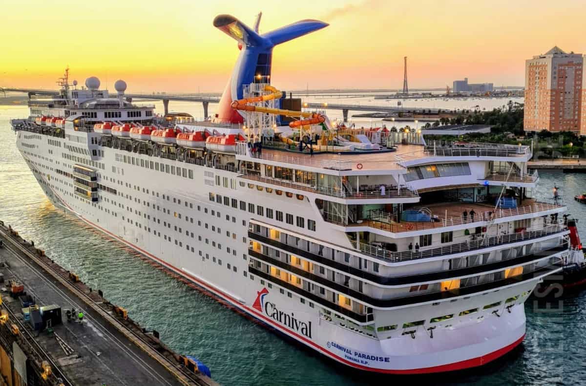 Carnival Paradise Receives New Livery