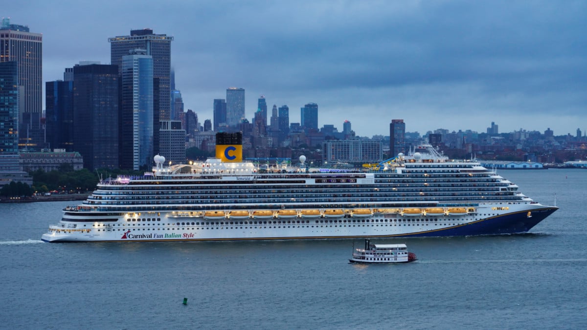 Carnival Venezia Sailing
