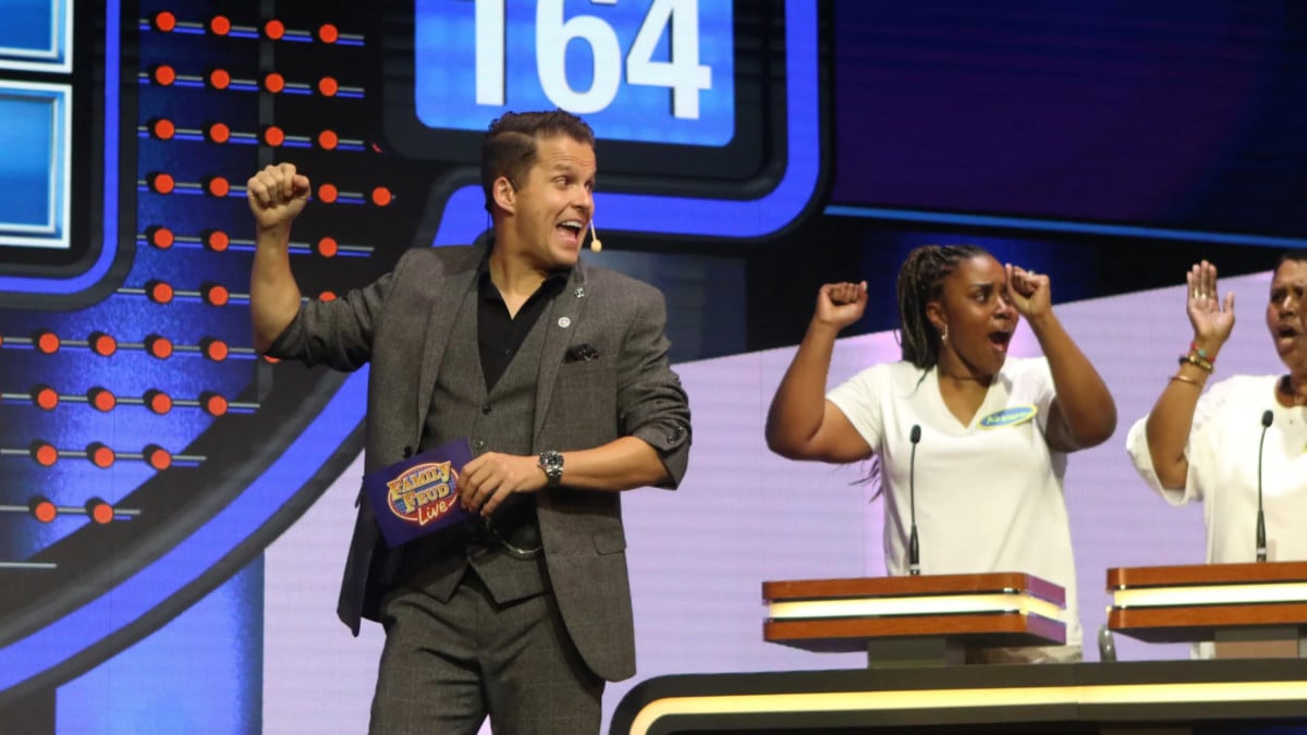 Carnival Cruise Line family Feud