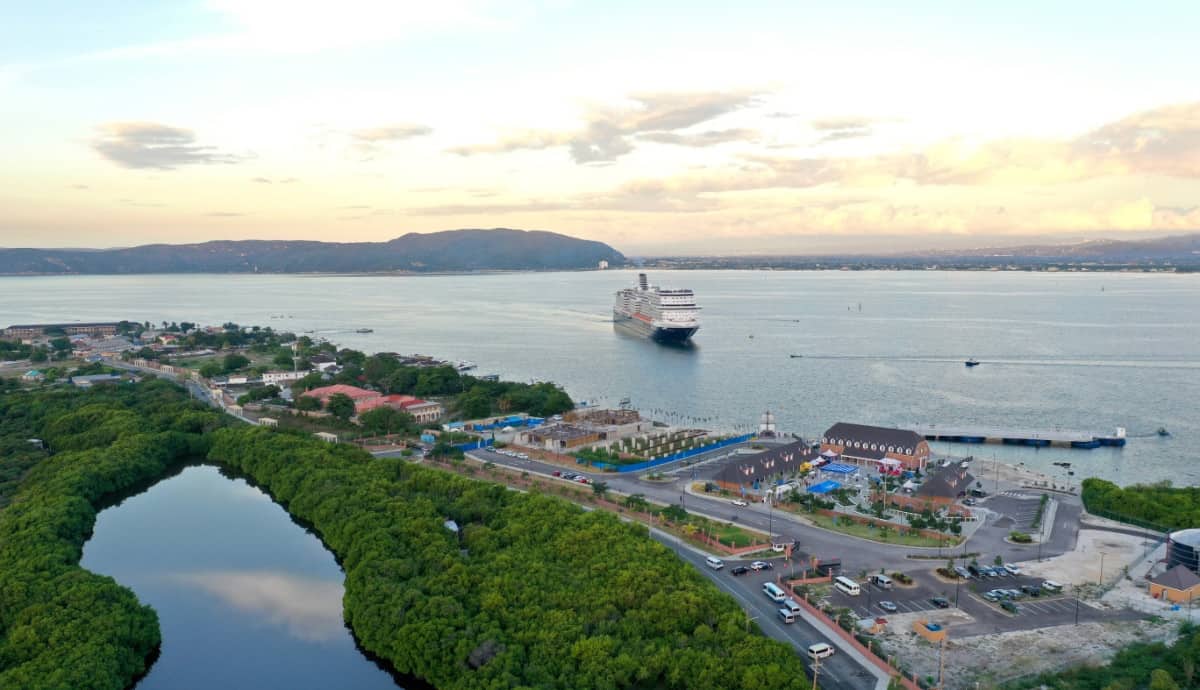 Cruise Ship at Port Royal